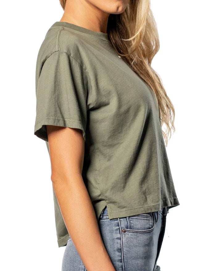 CROP SPLIT T-SHIRT : SEDONA SAGE